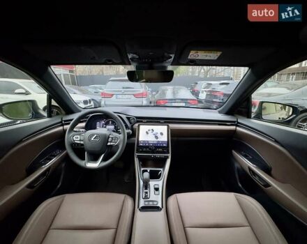 Синій Лексус LBX, об'ємом двигуна 1.49 л та пробігом 18 тис. км за 39500 $, фото 28 на Automoto.ua