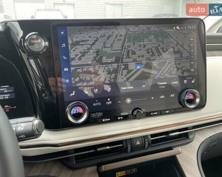 Білий Лексус LM, об'ємом двигуна 2.49 л та пробігом 8 тис. км за 115900 $, фото 14 на Automoto.ua