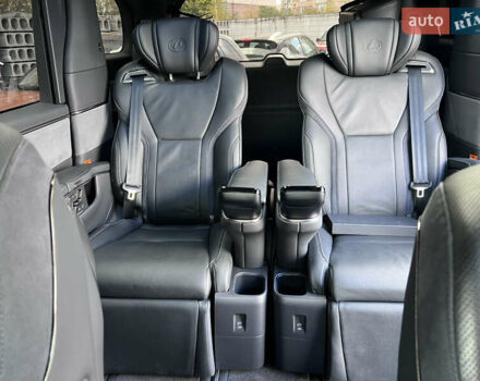 Чорний Лексус LM, об'ємом двигуна 2.5 л та пробігом 34 тис. км за 81300 $, фото 12 на Automoto.ua