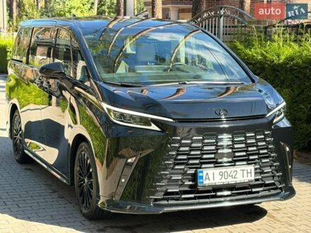 Чорний Лексус LM, об'ємом двигуна 2.49 л та пробігом 29 тис. км за 118200 $, фото 1 на Automoto.ua