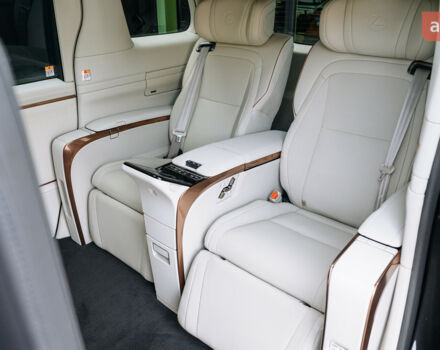 Лексус LM, объемом двигателя 2.49 л и пробегом 0 тыс. км за 141386 $, фото 15 на Automoto.ua