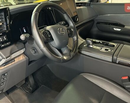 Лексус LM, объемом двигателя 2.49 л и пробегом 0 тыс. км за 118260 $, фото 10 на Automoto.ua