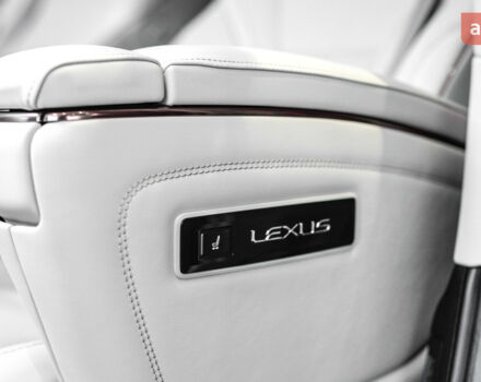 Лексус LM, объемом двигателя 2.49 л и пробегом 0 тыс. км за 118260 $, фото 16 на Automoto.ua