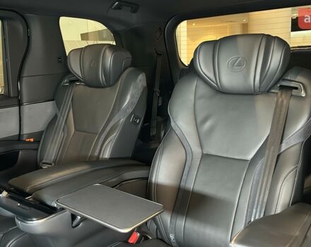 Лексус LM, объемом двигателя 2.49 л и пробегом 0 тыс. км за 118260 $, фото 14 на Automoto.ua