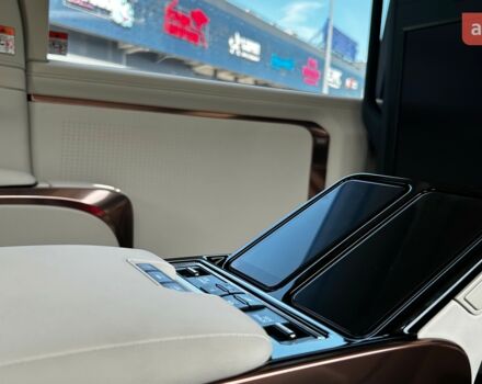 Лексус LM, об'ємом двигуна 2.49 л та пробігом 0 тис. км за 144990 $, фото 9 на Automoto.ua