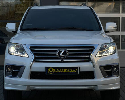 Білий Лексус LX 570, об'ємом двигуна 5.7 л та пробігом 162 тис. км за 52000 $, фото 1 на Automoto.ua