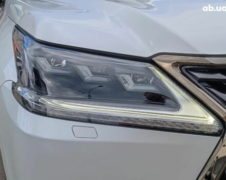 Білий Лексус LX 570, об'ємом двигуна 5.7 л та пробігом 5 тис. км за 112490 $, фото 5 на Automoto.ua