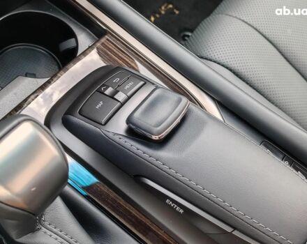 Білий Лексус LX 570, об'ємом двигуна 5.7 л та пробігом 5 тис. км за 112490 $, фото 30 на Automoto.ua