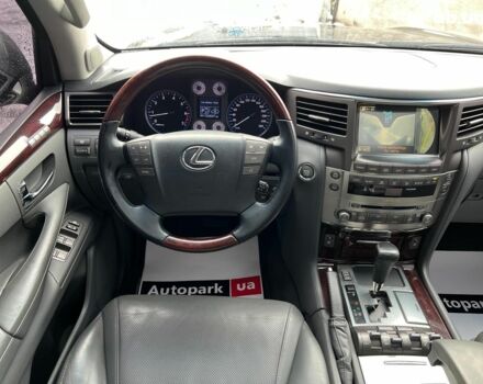 Черный Лексус LX 570, объемом двигателя 57 л и пробегом 153 тыс. км за 25490 $, фото 41 на Automoto.ua
