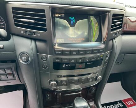 Черный Лексус LX 570, объемом двигателя 57 л и пробегом 153 тыс. км за 25490 $, фото 67 на Automoto.ua