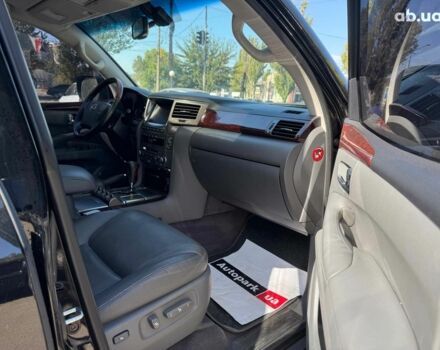 Черный Лексус LX 570, объемом двигателя 57 л и пробегом 153 тыс. км за 25490 $, фото 33 на Automoto.ua