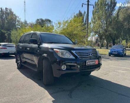 Черный Лексус LX 570, объемом двигателя 57 л и пробегом 153 тыс. км за 25490 $, фото 11 на Automoto.ua