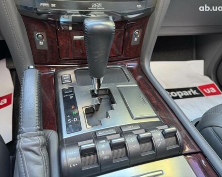 Черный Лексус LX 570, объемом двигателя 57 л и пробегом 153 тыс. км за 25490 $, фото 76 на Automoto.ua