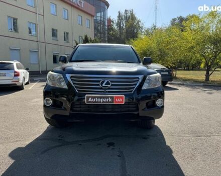 Черный Лексус LX 570, объемом двигателя 57 л и пробегом 153 тыс. км за 25490 $, фото 13 на Automoto.ua