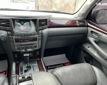 Черный Лексус LX 570, объемом двигателя 57 л и пробегом 153 тыс. км за 25490 $, фото 43 на Automoto.ua