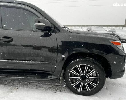 Чорний Лексус LX 570, об'ємом двигуна 57 л та пробігом 83 тис. км за 38590 $, фото 17 на Automoto.ua