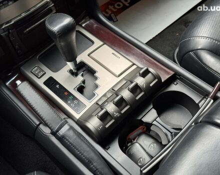 Чорний Лексус LX 570, об'ємом двигуна 57 л та пробігом 154 тис. км за 35490 $, фото 69 на Automoto.ua