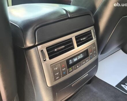 Чорний Лексус LX 570, об'ємом двигуна 57 л та пробігом 154 тис. км за 35490 $, фото 52 на Automoto.ua