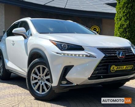 Білий Лексус NX 300, об'ємом двигуна 2 л та пробігом 54 тис. км за 29900 $, фото 1 на Automoto.ua
