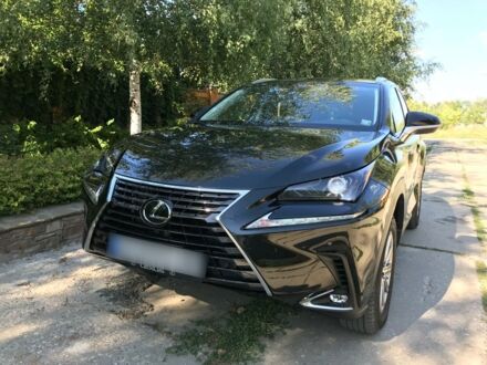 Черный Лексус NX 300, объемом двигателя 2 л и пробегом 3 тыс. км за 46740 $, фото 1 на Automoto.ua