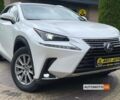 Белый Лексус NX 300h, объемом двигателя 2.5 л и пробегом 51 тыс. км за 39900 $, фото 1 на Automoto.ua