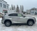 Серый Лексус NX 300h, объемом двигателя 2.5 л и пробегом 33 тыс. км за 38990 $, фото 3 на Automoto.ua