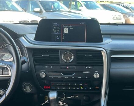 Білий Лексус RX 300, об'ємом двигуна 2 л та пробігом 104 тис. км за 47740 $, фото 23 на Automoto.ua