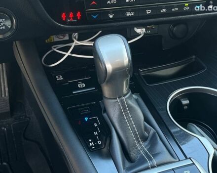 Білий Лексус RX 300, об'ємом двигуна 2 л та пробігом 104 тис. км за 47740 $, фото 33 на Automoto.ua