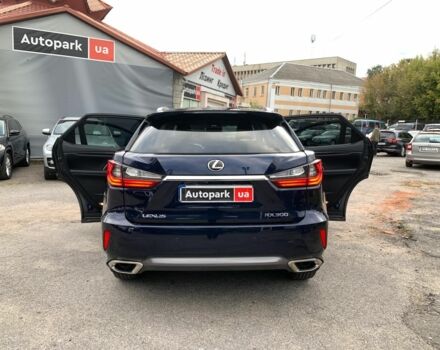 Лексус RX 300 2019 в Виннице на Automoto.ua Синий Лексус RX 300, объемом двигателя 2 л и пробегом 113 тыс. км за 36190 $, фото 16 на Automoto.ua