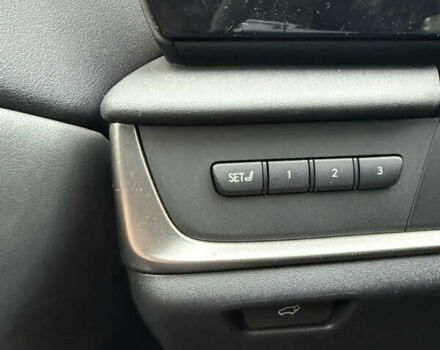 Белый Лексус RZ, объемом двигателя 0 л и пробегом 40 тыс. км за 37300 $, фото 15 на Automoto.ua