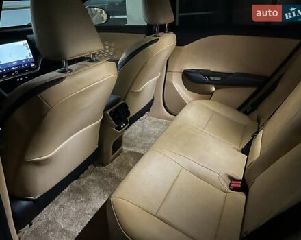 Білий Лексус RZ, об'ємом двигуна 0 л та пробігом 2 тис. км за 42000 $, фото 7 на Automoto.ua