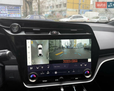 Белый Лексус RZ, объемом двигателя 0 л и пробегом 40 тыс. км за 37300 $, фото 19 на Automoto.ua