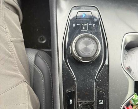 Белый Лексус RZ, объемом двигателя 0 л и пробегом 40 тыс. км за 37300 $, фото 20 на Automoto.ua