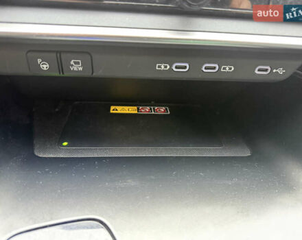 Белый Лексус RZ, объемом двигателя 0 л и пробегом 40 тыс. км за 37300 $, фото 17 на Automoto.ua