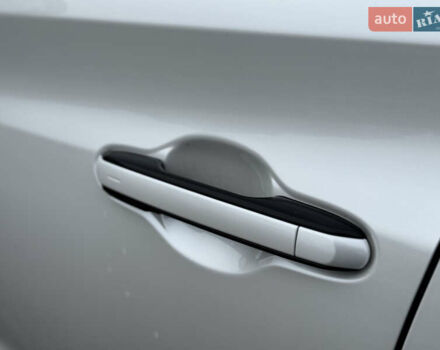 Белый Лексус RZ, объемом двигателя 0 л и пробегом 7 тыс. км за 37800 $, фото 34 на Automoto.ua