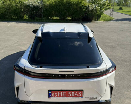 Білий Лексус RZ, об'ємом двигуна 0 л та пробігом 24 тис. км за 43000 $, фото 17 на Automoto.ua