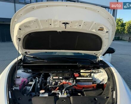 Лексус RZ 2024 у Трускавце на Automoto.ua Білий Лексус RZ, об'ємом двигуна 0 л та пробігом 1 тис. км за 38500 $, фото 35 на Automoto.ua