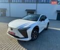 Белый Лексус RZ, объемом двигателя 0 л и пробегом 1 тыс. км за 42499 $, фото 2 на Automoto.ua