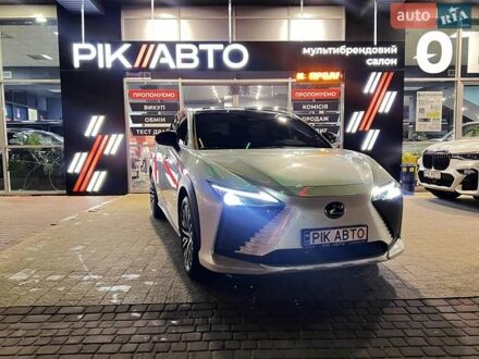 Лексус RZ 2023 у Львові на Automoto.ua Білий Лексус RZ, об'ємом двигуна 0 л та пробігом 19 тис. км за 59900 $, фото 1 на Automoto.ua