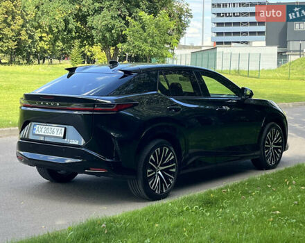 Черный Лексус RZ, объемом двигателя 0 л и пробегом 11 тыс. км за 42500 $, фото 4 на Automoto.ua