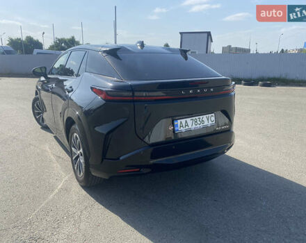 Черный Лексус RZ, объемом двигателя 0 л и пробегом 9 тыс. км за 41000 $, фото 6 на Automoto.ua