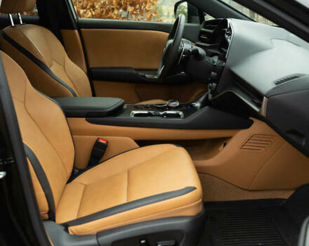 Чорний Лексус RZ, об'ємом двигуна 0 л та пробігом 25 тис. км за 35800 $, фото 35 на Automoto.ua