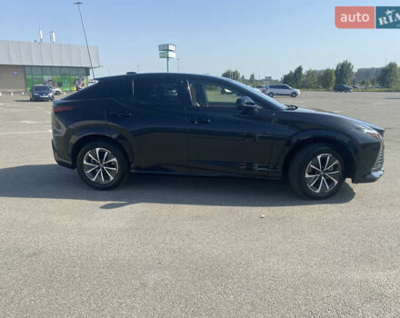 Черный Лексус RZ, объемом двигателя 0 л и пробегом 9 тыс. км за 41000 $, фото 4 на Automoto.ua