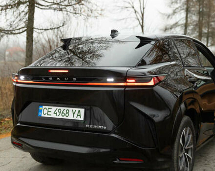 Чорний Лексус RZ, об'ємом двигуна 0 л та пробігом 25 тис. км за 35800 $, фото 12 на Automoto.ua