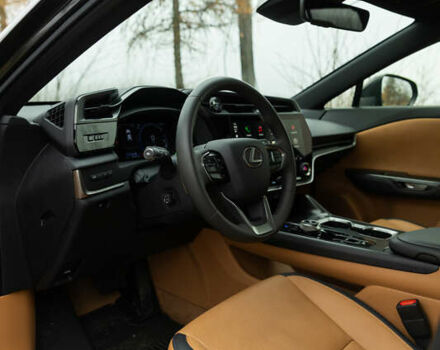 Чорний Лексус RZ, об'ємом двигуна 0 л та пробігом 25 тис. км за 35800 $, фото 28 на Automoto.ua