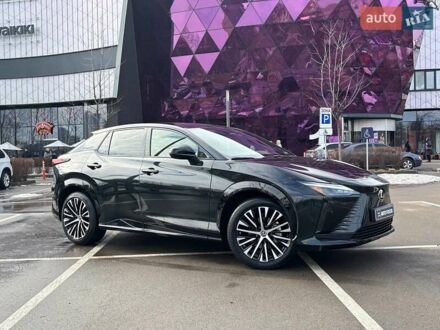 Лексус RZ 2023 у Києві на Automoto.ua Чорний Лексус RZ, об'ємом двигуна 0 л та пробігом 10 тис. км за 44990 $, фото 1 на Automoto.ua