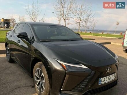 Черный Лексус RZ, объемом двигателя 0 л и пробегом 17 тыс. км за 37900 $, фото 1 на Automoto.ua