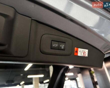 Лексус RZ, объемом двигателя 0 л и пробегом 24 тыс. км за 48900 $, фото 39 на Automoto.ua