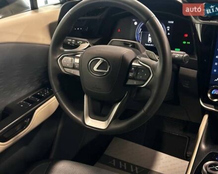 Лексус RZ, объемом двигателя 0 л и пробегом 24 тыс. км за 48900 $, фото 34 на Automoto.ua