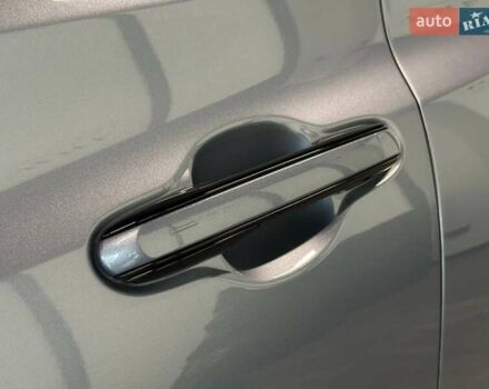 Лексус RZ, объемом двигателя 0 л и пробегом 24 тыс. км за 48900 $, фото 12 на Automoto.ua